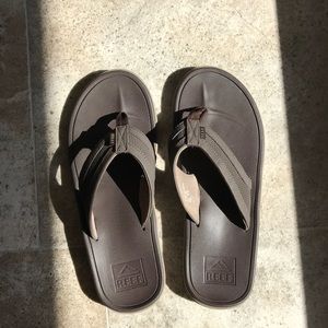 Reef men’s flip flops